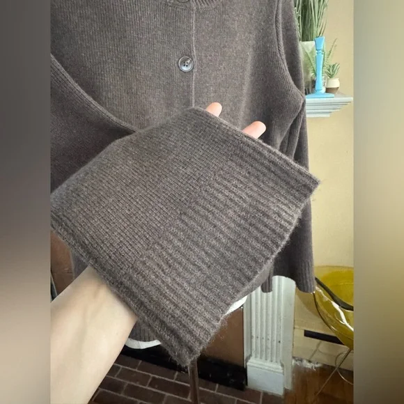 Quince Mongolian Cashmere Structured Cardigan in brown size S - Picture 13 of 16